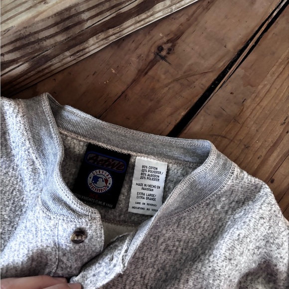 Chicago Cubs Gray Henley Sweatshirt - Picture 3 of 4